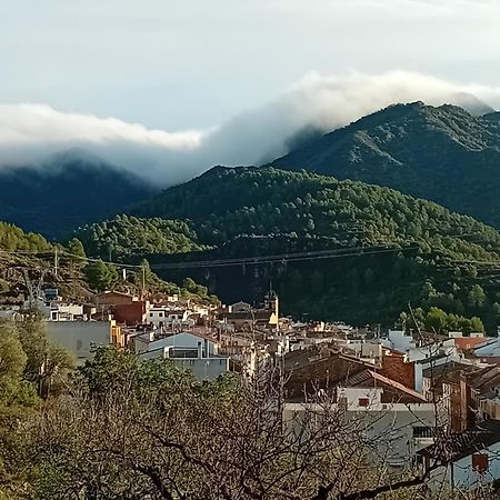La Viajera Espadan Algimia de Almonacid 외부 사진